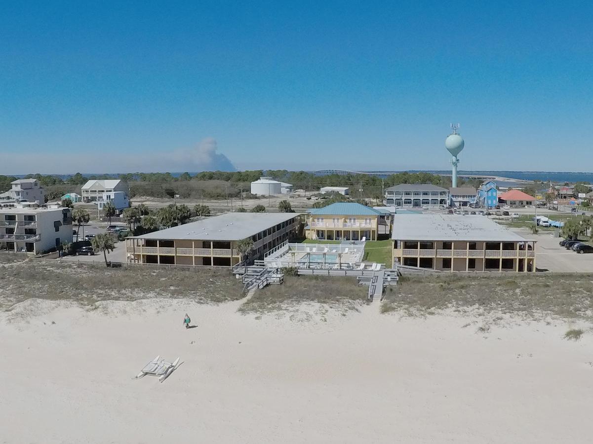 Buccaneer Inn セントジョージ島 エクステリア 写真